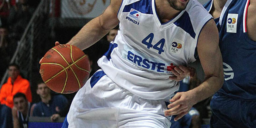 Dejan Ivanov, KK Zadar – KK Cibona (foto Marin Gospić) Dejan Ivanov, KK Zadar – KK Cibona (foto Marin Gospić)
