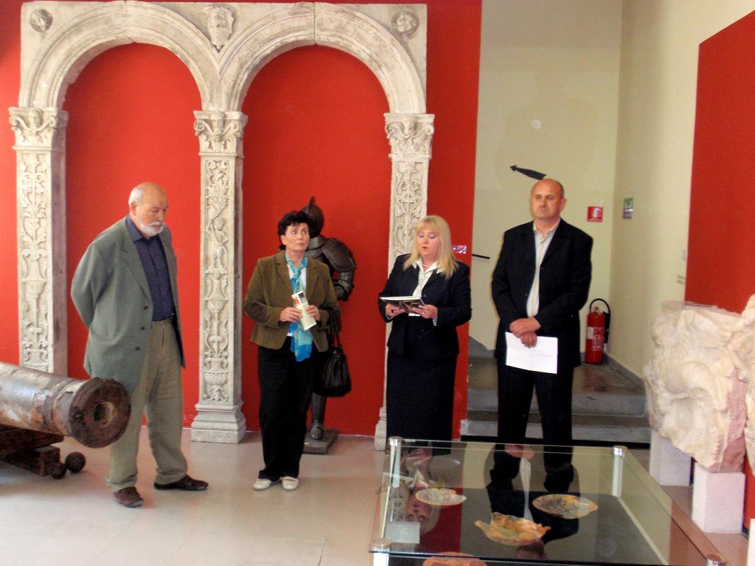 OLYMPUS DIGITAL CAMERA OLYMPUS DIGITAL CAMERA