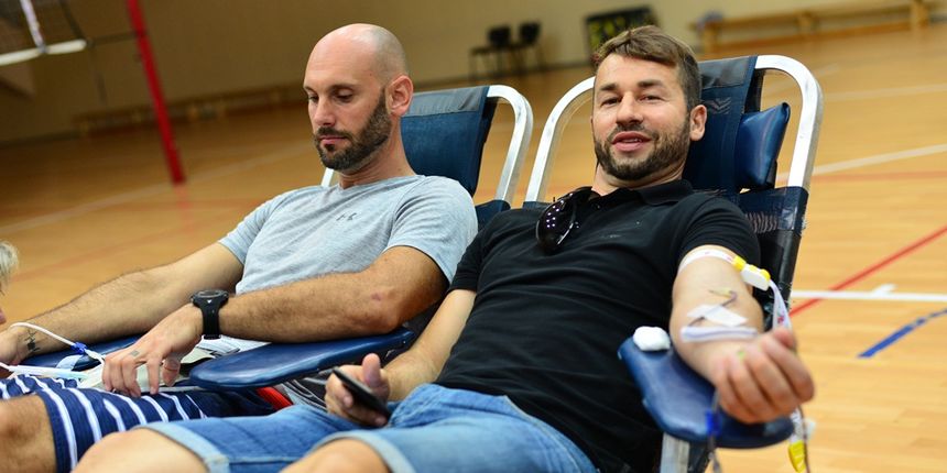 U organizaciji sekcije HZSN Zadar u dvorani 1 SC Višnjik održana je akcija dobrovoljnog darivanja krvi na kojoj je prikupljeno 25 doza tekućine koja život znači. Foto: Iva Perinčić U organizaciji sekcije HZSN Zadar u dvorani 1 SC Višnjik održana je akcija dobrovoljnog darivanja krvi na kojoj je prikupljeno 25 doza tekućine koja život znači. Foto: Iva Perinčić