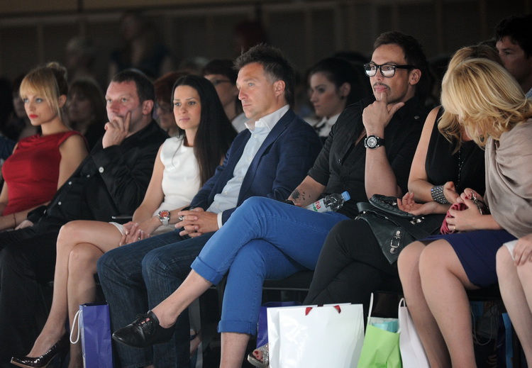 Zagreb,  200511.
15. tjedan mode poceo je u Hypo centru . Na Dreft Fashion Weeku, za sezonu jesen/zima 2011/2012. koji se odrzava od 19. do 21. svibnja u Hypo centru biti ce prezentirani podjednako hrvatski i inozemni dizajneri. 
Na slici:  Mehun, Ciganov