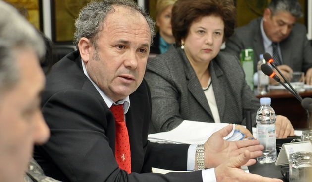 Split, 271211.
Zgrada Gradskog poglavarstva grada Splita (Banovina).
Sjednica Gradskog vijeca Splita na kojoj se raspravljalo o gradskom proracunu za 2012.
Na slici: gradonacelnik Zeljko Kerum.
Foto: Josko Supic / CROPIX