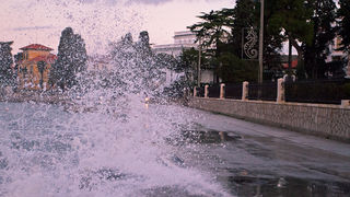 Tramontana u Zadru 17. prosinca 2011., Foto: Leo Banić Tramontana u Zadru 17. prosinca 2011., Foto: Leo Banić