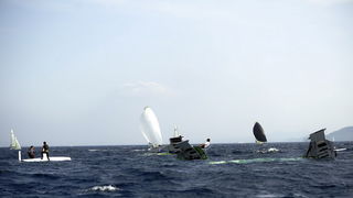 Zadar, 040909.
Europsko prvenstvo u jedrenju za klasu 49er 2009.
Dan kakav pravi jedrlicar moze samo pozeljeti. U zadarskom kanalu jugo preko 20 cvorova. jedrio se peti dan europskog prvenstva u jedrenju za klasu 49er. Odvozila su se cak 4 plova.
Na slici