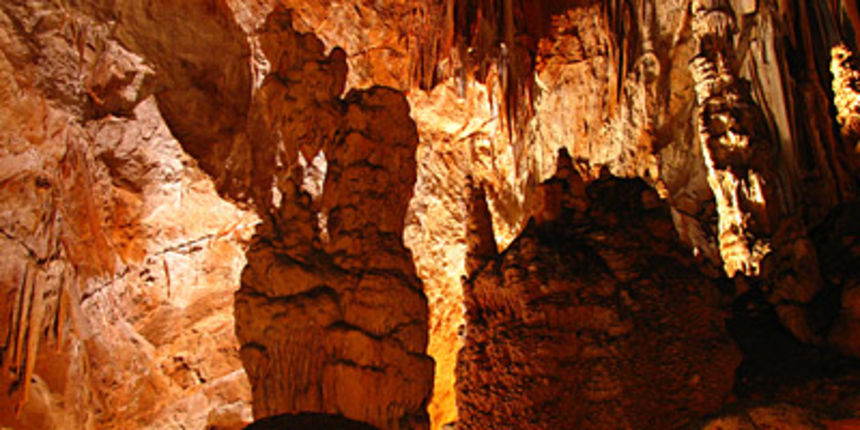 NP Paklenica, manita pec, spilja NP Paklenica, manita pec, spilja