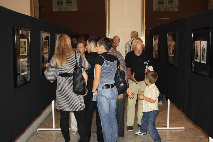 Gradska loza: Otvorenje izlozbe “Fragmenti jednog sjecanja” Roberta Marnike