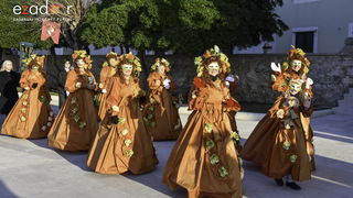 Paški zimski karneval 2018: Karnevalska povorka prošla ulicama grada do Pijace