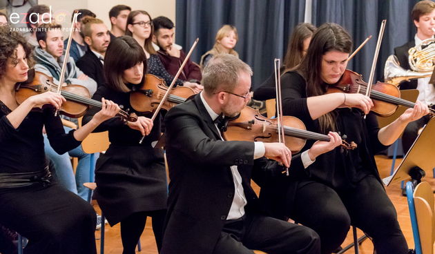 Ivan Krpan i Zadarski komorni orkestar u Svečanoj dvorani Sveučilišta