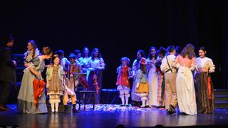 Kazališna udruga “Igrajmo se”: Predstava “Godišnja doba”