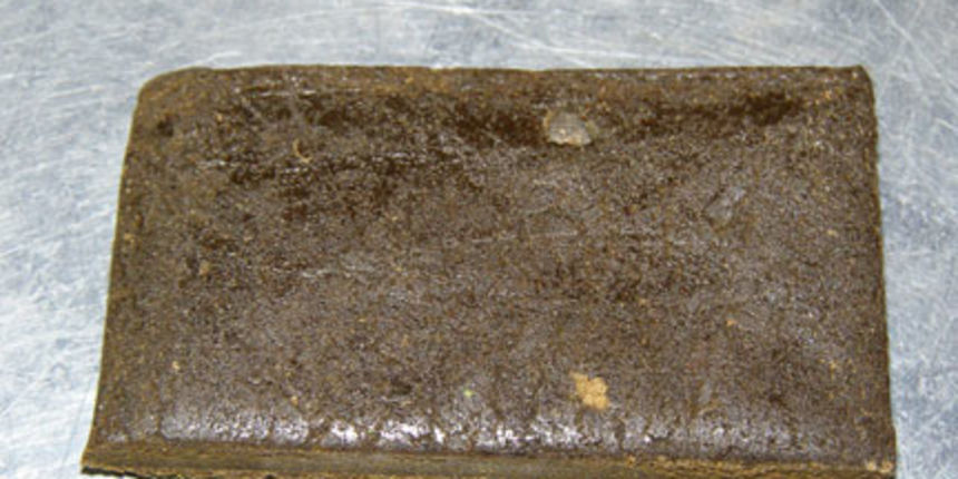 Hašiš (Foto: stickyresin.com) Hašiš (Foto: stickyresin.com)