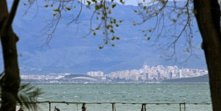 Split ( foto Cropix)