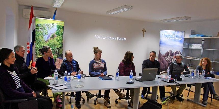 Vertical Dance Forum Vertical Dance Forum