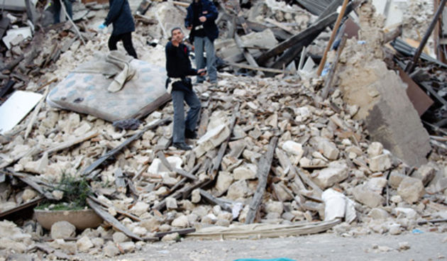 Potres u LAquili (Foto: lastampa.it)
