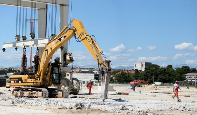 Zadar, 140513.
Luka Gazenica. Ministar prometa Sinisa Hajads Doncic posjetio je Zadar i luku Gazenicu u izgradnji. 
Na fotografiji: detalj iz luke Gazenica.
Foto: Jure Miskovic / CROPIX