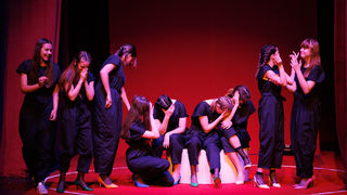 Igrajmo se: Zabranjeno mlađima od 15 strana A