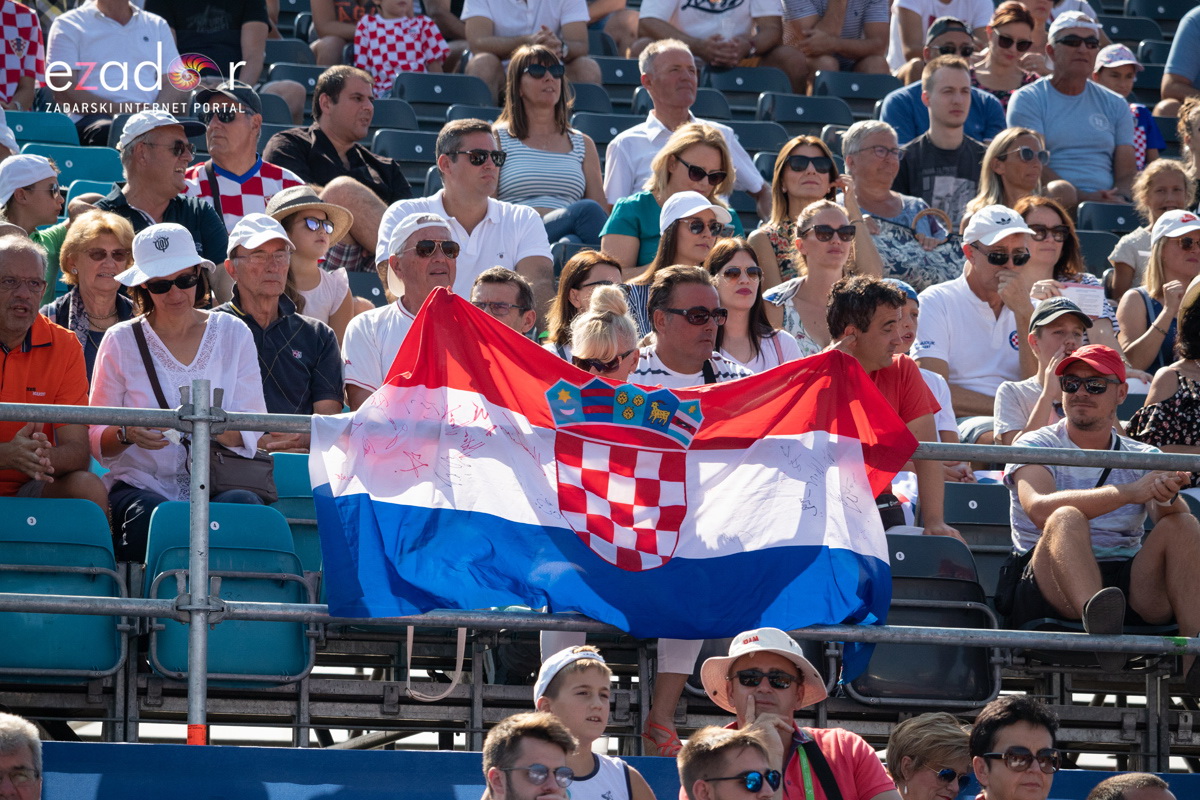 Davis Cup: Vruća navijačka atmosfera u meču Ćilića i Querreya
