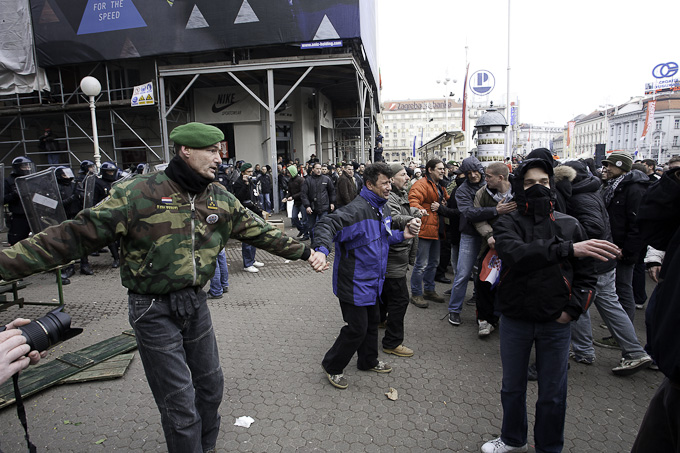 Zadarski branitelji na prosvjedu u Zagrebu 26. veljace 2011, Foto: Leo Banic Zadarski branitelji na prosvjedu u Zagrebu 26. veljace 2011, Foto: Leo Banic