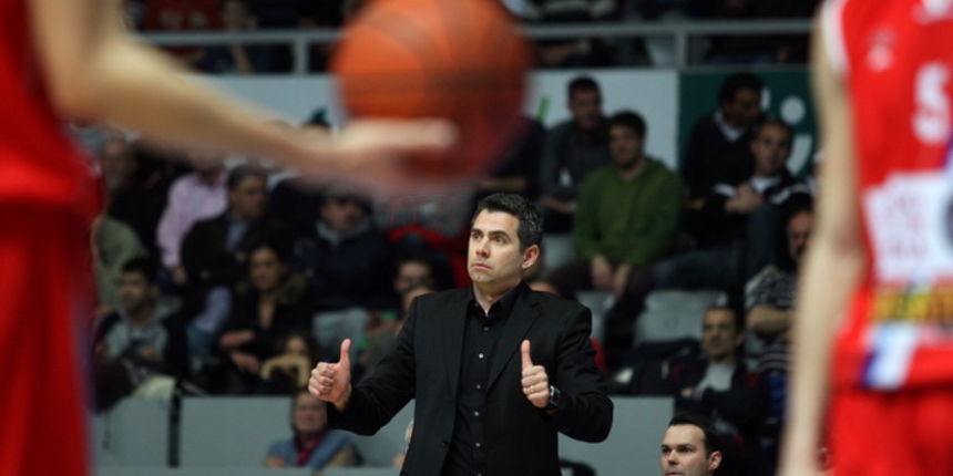 Zadar, 090313.
Dvorana Kresimira Cosica.
Utakmica 24.kola ABA lige, KK Zadar – KK Radnicki.
Na fotografiji: trener Zadra, Ante Nazor.
Foto: Jure Miskovic / CROPIX Zadar, 090313.
Dvorana Kresimira Cosica.
Utakmica 24.kola ABA lige, KK Zadar – KK Radnicki.
Na fotografiji: trener Zadra, Ante Nazor.
Foto: Jure Miskovic / CROPIX