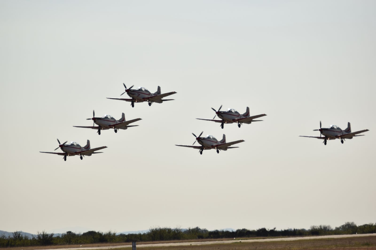 “Krila Oluje” otputovala na peto gostovanje u Austriji “Krila Oluje” otputovala na peto gostovanje u Austriji