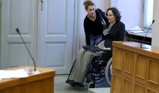 Bez i jednog zahtjeva za stanku Sabor je sjednicu nastavio raspravom o izvjescu pravobraniteljice za invalide. Izvjesce nije branila Anka Slonjsak jer joj je istekao mandat. Anka Slonjsak.