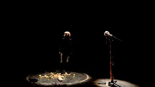 “Ana i Ona” naziv je predstave čijom je premijerom sinoć u zadarskom Kazalištu lutaka započela umjetnička revija pod nazivom “Nosi se Teatro Verrdi”.