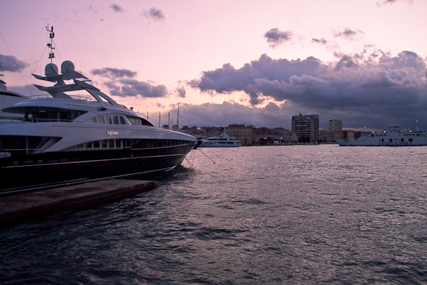 Tramontana u Zadru 17. prosinca 2011., Foto: Leo Banić Tramontana u Zadru 17. prosinca 2011., Foto: Leo Banić