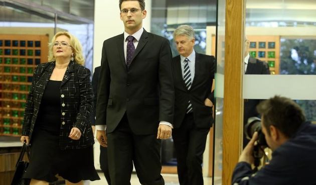 U Uredu predsjednice odrzane su trece konzultacije s celnicima parlamentarnih stranaka izabranih u Hrvatski sabor. Bozo Petrov, Ines Strenja Linic. Photo: Robert Anic/PIXSELL