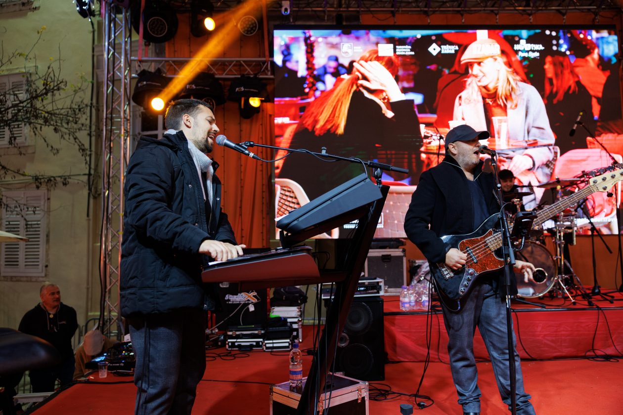 Jole na Adventu u Zadru