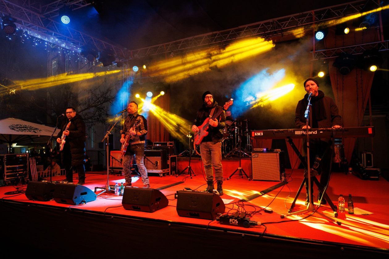 Vatra na Adventu u Zadru Vatra na Adventu u Zadru