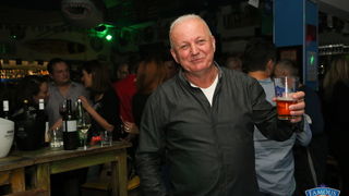 Friday Night Live: Cotton Club @ Famous Beach Bar & Grill 21. listopada 2016. Friday Night Live: Cotton Club @ Famous Beach Bar & Grill 21. listopada 2016.