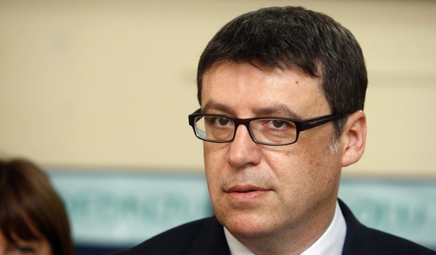 Lubreg, Varazdin, 090513.
Ministar znanosti, obrazovanja i sporta Zeljko Jovanovic danas je iz Osnovne skole Antuna Kacica Miosica u Ludbregu prisustvovao prvoj prijavi za upis u srednje skole putem E-upisa. Ucenici 8. razreda Osnovne skole iz Ludbrega po