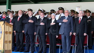 Vukovar, 250610.
U povodu Dana drzavnosti Republike Hrvatske obiljezen  zavrsetak skolovanja polaznika vojnih skola za potrebe Oruzanih snaga. Na fotografiji drzavni vrh na svecanosti.
Foto: Damir Glibusic / CROPIX