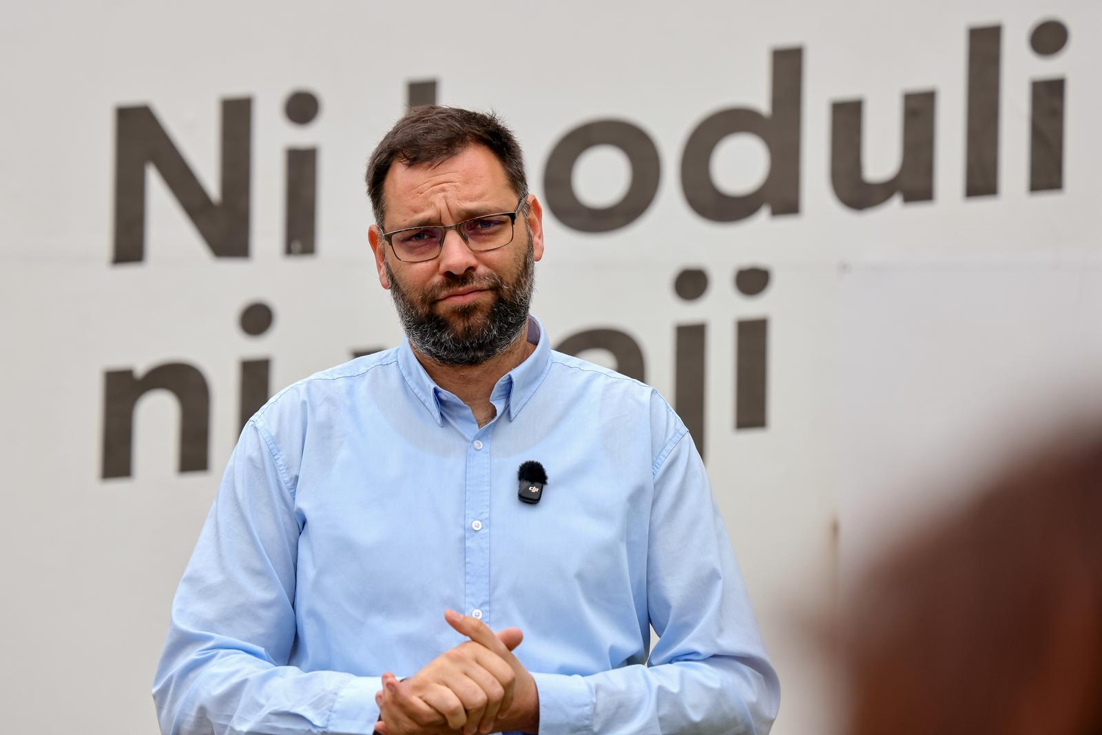 SDP-ov kandidat za zadarskog župana Jure Zubčić održao je konferenciju za novinare