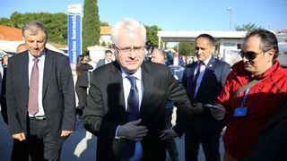 Biograd Na Moru: Ivo Josipović posjetio 16. međunarodni nautički sajam Biograd Boat Show, foto: Filip Brala/PIXSELL Biograd Na Moru: Ivo Josipović posjetio 16. međunarodni nautički sajam Biograd Boat Show, foto: Filip Brala/PIXSELL