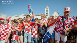 Navijačko ludilo u Zadru za vrijeme i nakon finala Svjetskog prvenstva Navijačko ludilo u Zadru za vrijeme i nakon finala Svjetskog prvenstva