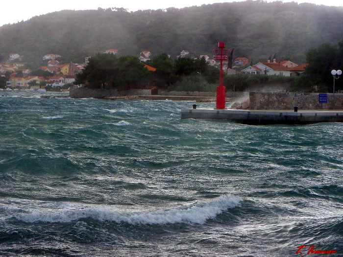 Poljana: Olujno jugo 11. studenog 2012.  Foto: Tomislav Ivanov