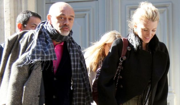 #6926719 Gossip Girl actress and the new face of Chanel, Blake Lively, was out and about with her parents and designer Christian Louboutin for a little shopping at the Chanel store in Paris, France on March 7th, 2011 during Paris Fashion Week.

Restrictio