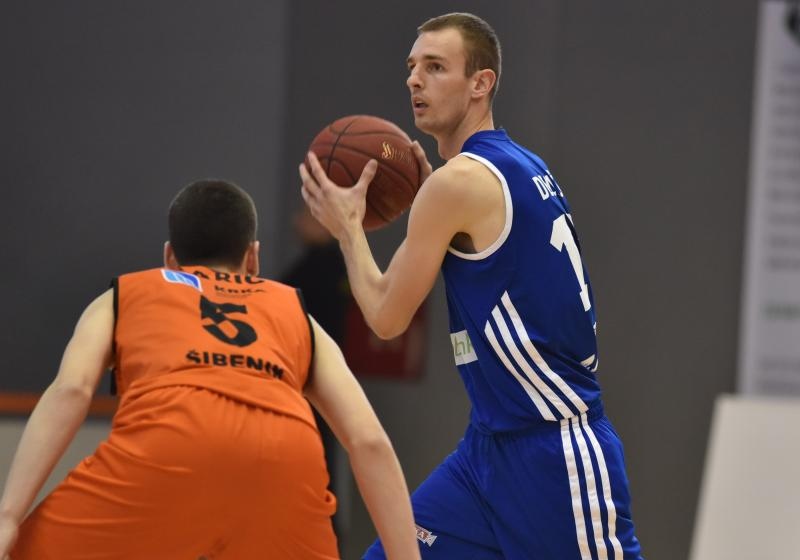 Dvorana Baldekin,  A-1 muska Liga za prvaka, 10. kolo, GKK Šibenik – KK Zadar 69-95. Photo: Hrvoje Jelavic/PIXSELL