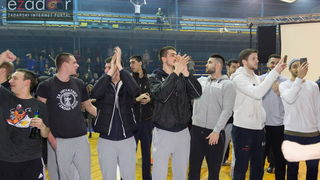 Humanitarno gledanje utakmice Zadar-Cibona (85-84) u Jazinama Humanitarno gledanje utakmice Zadar-Cibona (85-84) u Jazinama