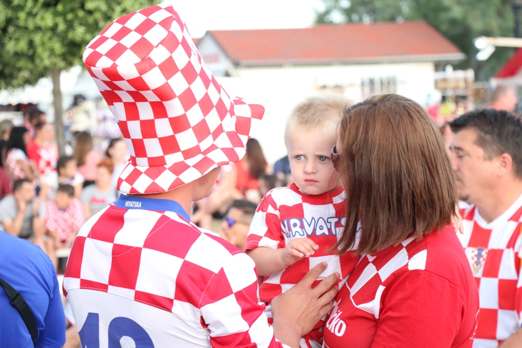 Virski navijači podržali Vatrene Virski navijači podržali Vatrene