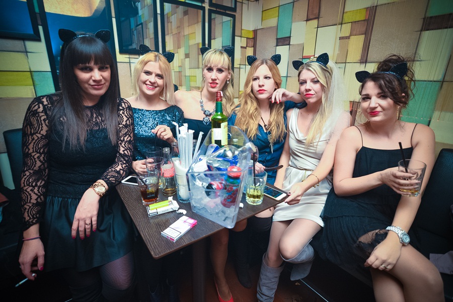 Jura Stublić & Film u Maraschino baru ; foto Iva Perinčić Jura Stublić & Film u Maraschino baru ; foto Iva Perinčić