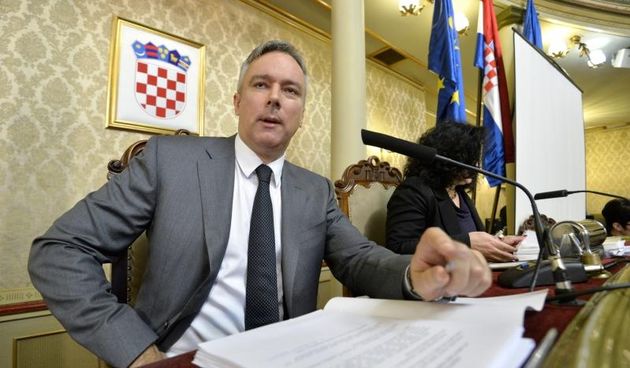 U Starogradskoj vijecnici odrzana je prva sjednica Gradske skupstine u 2015. godini. Darinko Kosor. Photo: Marko Lukunic/PIXSELL