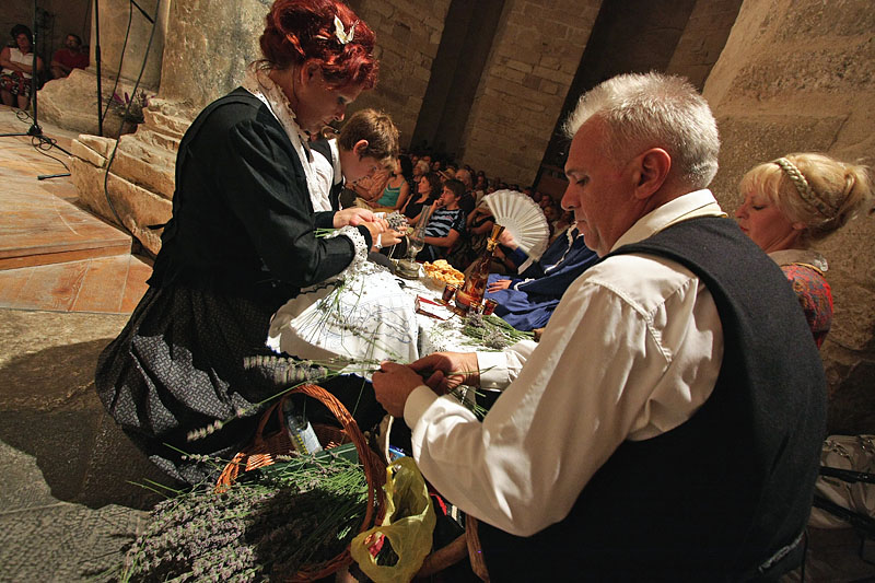 Image 1082931 (auto) Image 1082931 (auto)