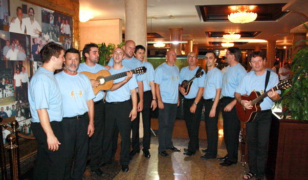 Prvi povijesni javni nastup Klape “Niko” u restoranu Niko 28. kolovoza 2010., Foto: Mladen Malik