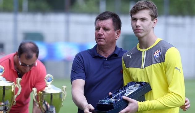 Adrian Semper, najbolji vratar i Marijan Vlak. Photo: Goran Stanzl/PIXSELL