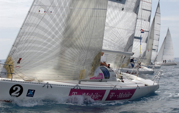 Split, 170909.
23. Aci Match Race Cup 2009 u Splitu, drugi dan jedrenja podno Sustipana.
Foto: Jadran Babic / CROPIX