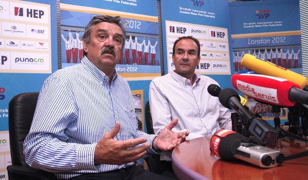 Zagreb, 130912.Bazen Mladost.U prostorijama vaterpolo kluba Mladost odzana je press konferencija na kojoj je Hrvatski vaterpolo izbornik Ratko Rudic odstupio sa mjesta izbornika. Postignut je dogovor da ce ostati u hrvatskom vaterpolu kao sportski direk