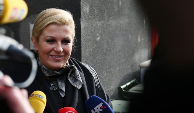 12.01.2015., Zagreb – Novoizabrana predsjednica Republike Hrvatske Kolinda Grabar Kitarovic izlazi iz stana u Bauerovoj 29. Photo: Borna Filic/PIXSELL