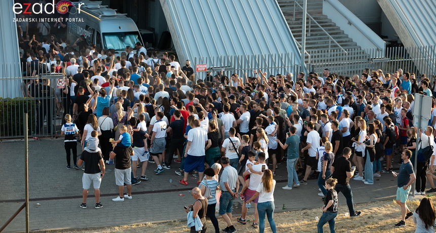 Zadar je prvak – velika fešta u Krešinom domu i u gradu Zadar je prvak – velika fešta u Krešinom domu i u gradu