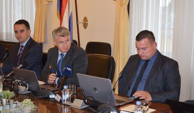 Kolegij Župana – Božidar Longin