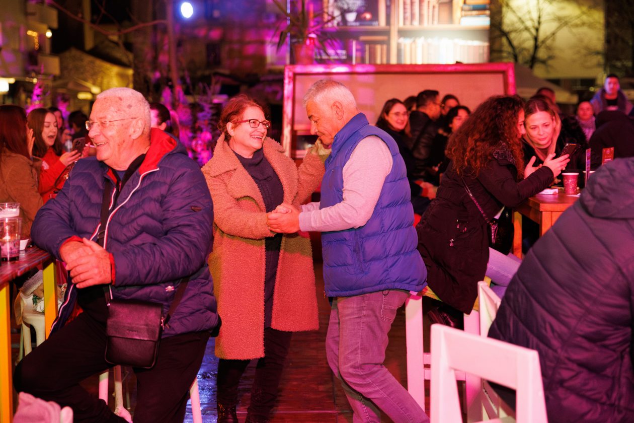 Student Advent @ Božićni gramofon Student Advent @ Božićni gramofon